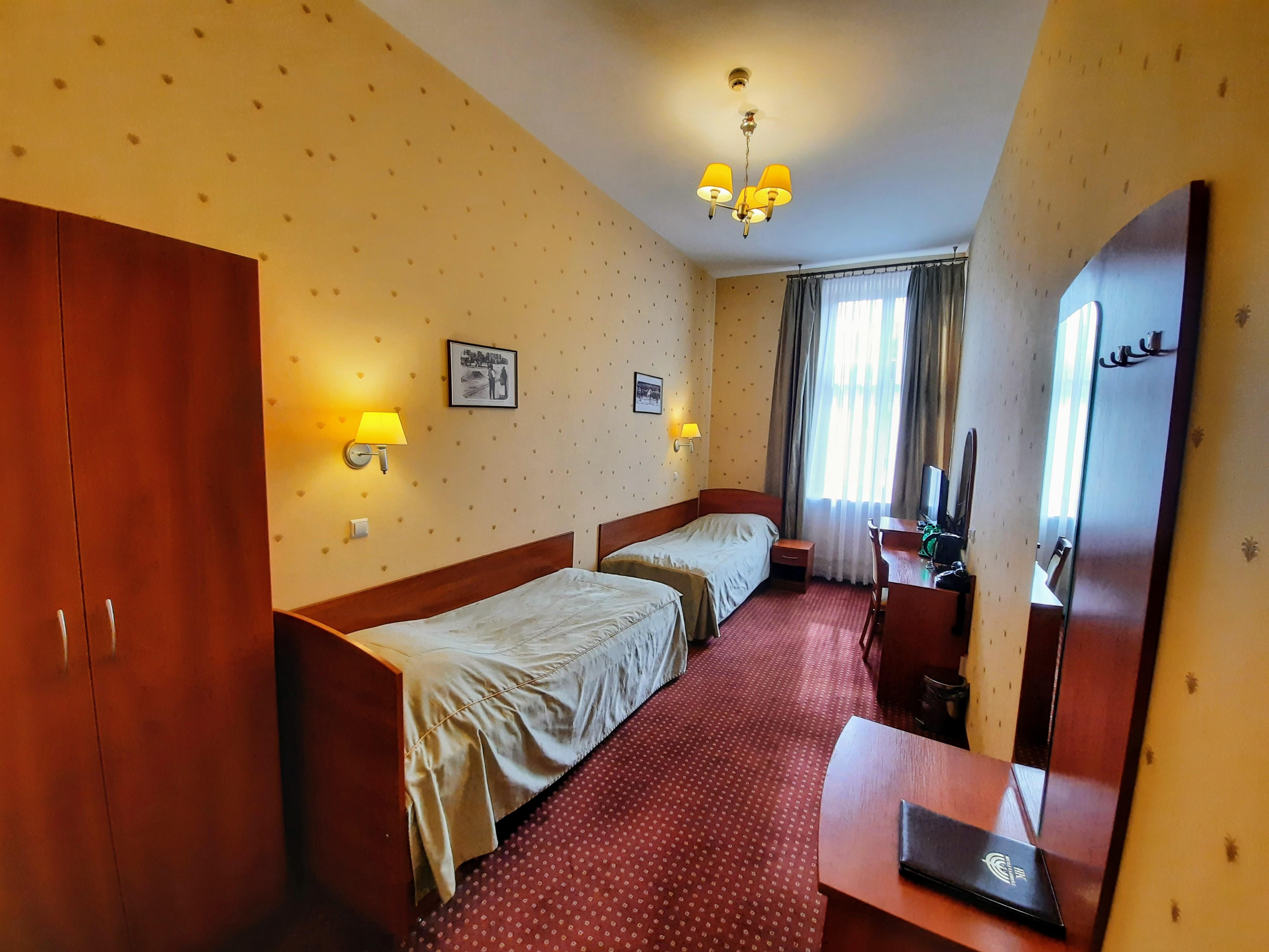 Kazimierz Anex 3*